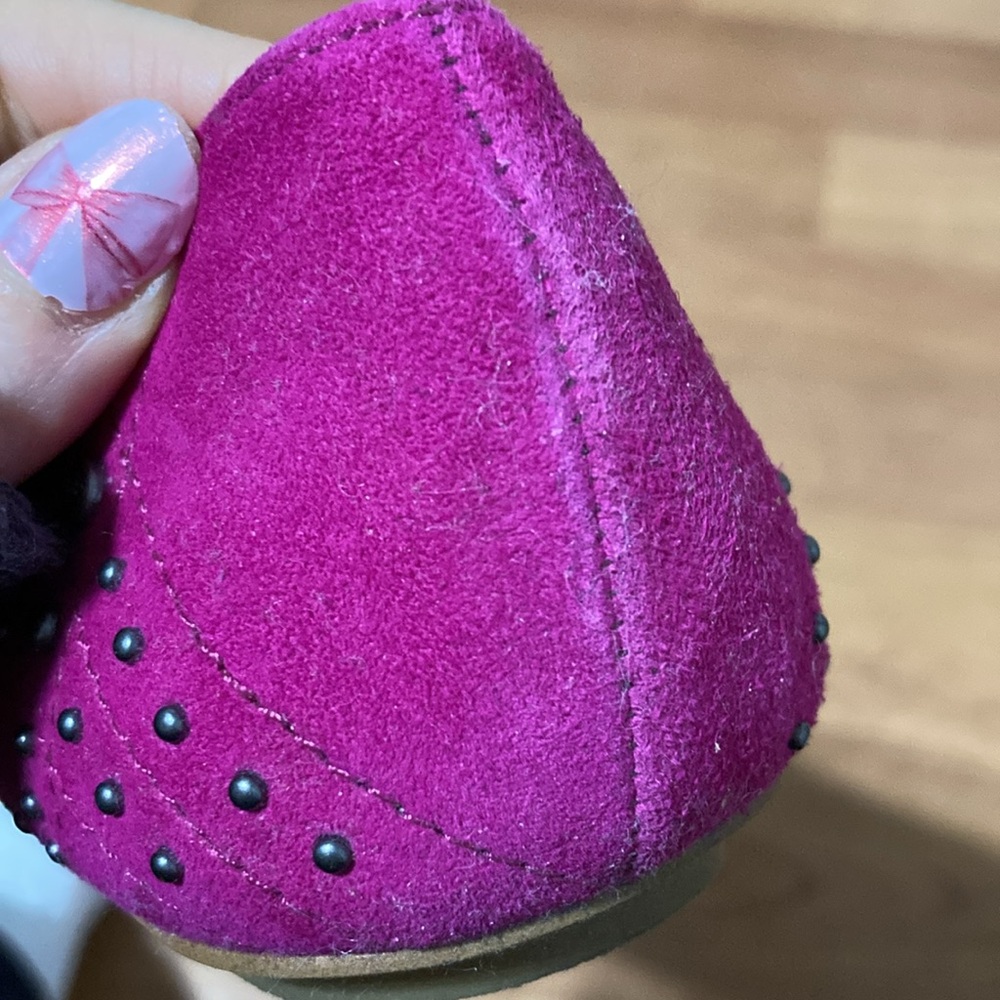 UGG Studded Raspberry Suede Flats - Picture 6 of 7